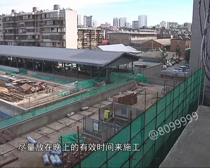 农贸市场顶棚坍塌致1死1伤,农贸市场房屋倒塌事件