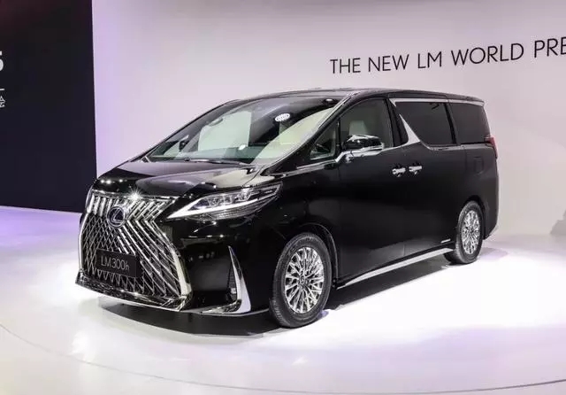 雷克萨斯LM明年2月24上市，网友：再不出来就要被炒到1000万了