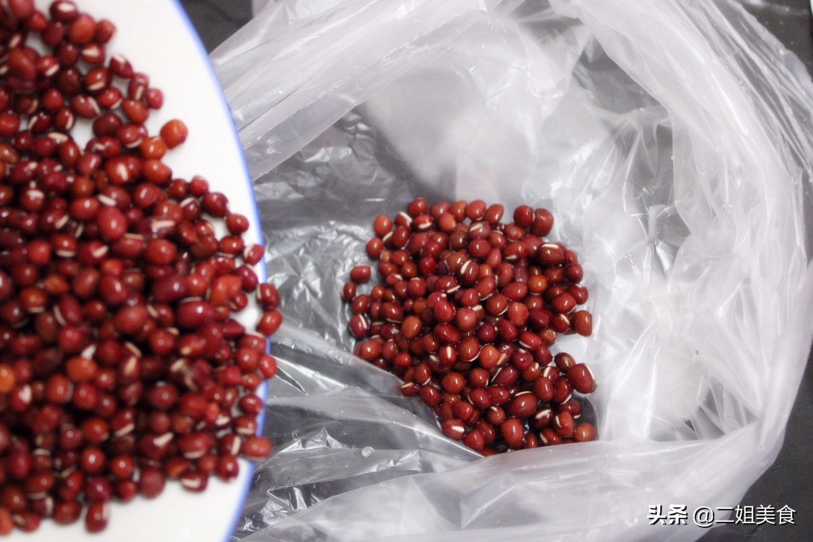 煮红豆不破皮的方法,煮红豆软烂不开花的方法