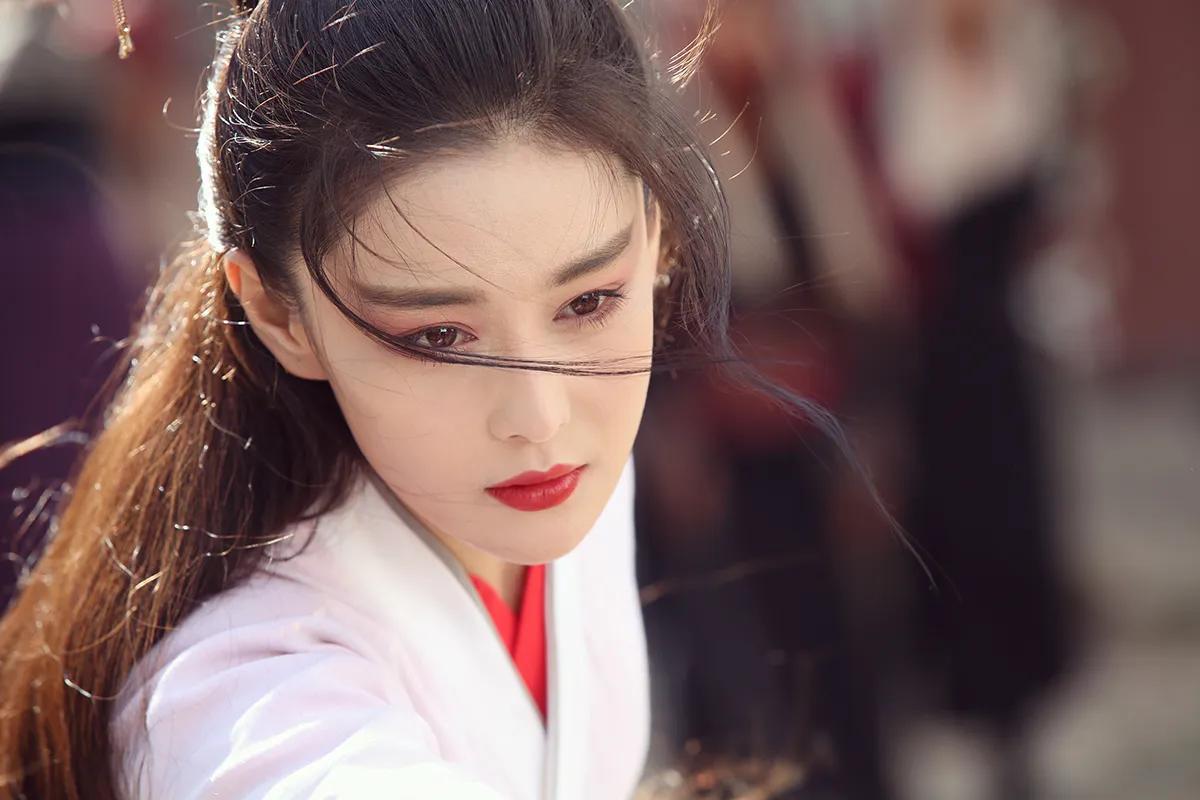 江苏十大女星,江苏出生的十大美女明星盘点