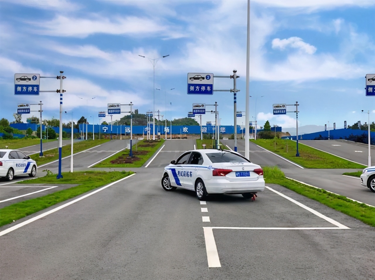 科目二倒车入库全过程顺序和流程,科目二自动挡初学者详细操作流程