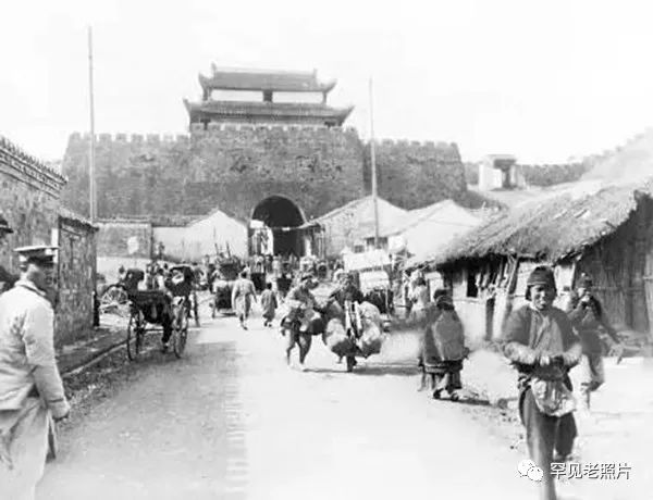 100年南京大桥绘画,南京红色100年