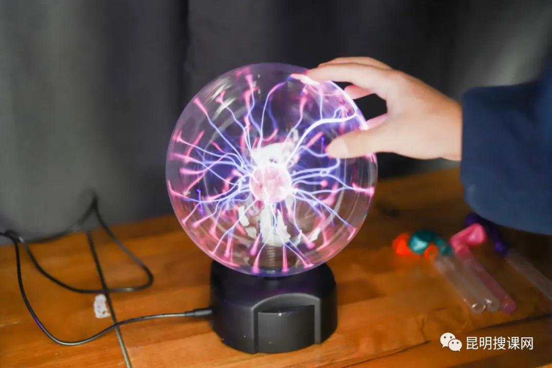 昆明第十中学白塔校区初一,昆明中学实力排名前十名