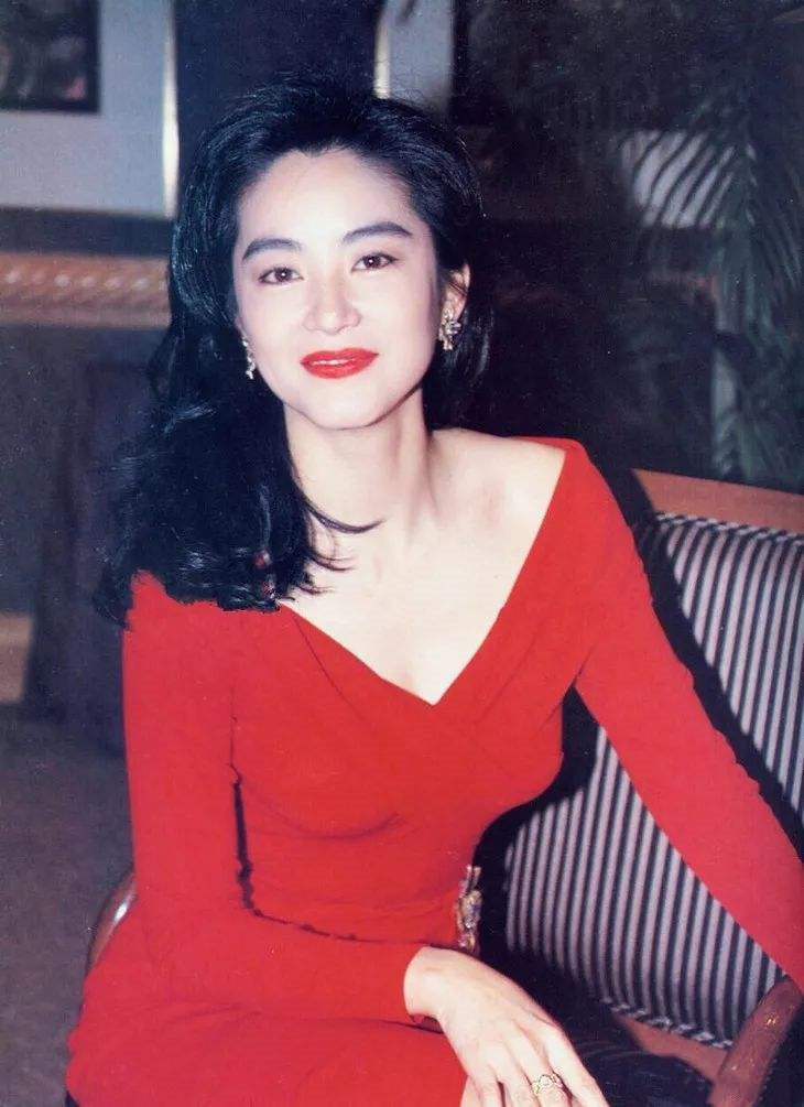 为什么大家现在喜欢小脸,现在流行的小v脸