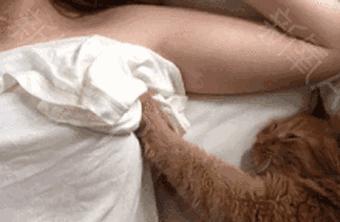 孕期怎样按摩乳房帮助以后产奶,刚出生如何按摩促进乳汁分泌