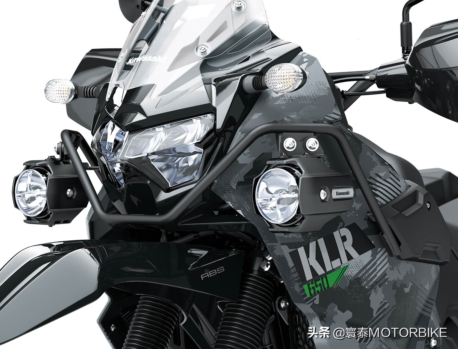 川崎KLR650“重装”回归！成为大单缸拉力车阵中一枝独秀