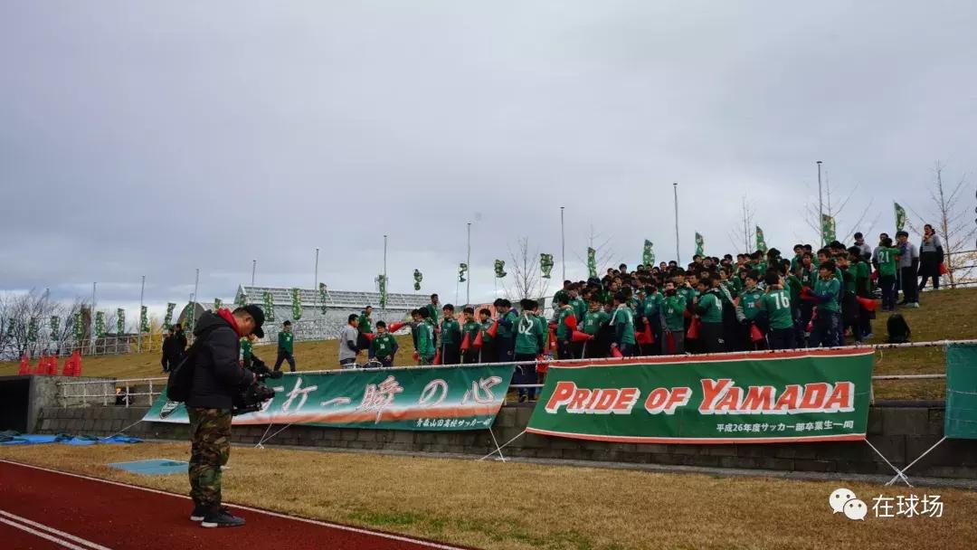 与伊涅斯塔一起成长的日本球员,伊涅斯塔在日本踢球