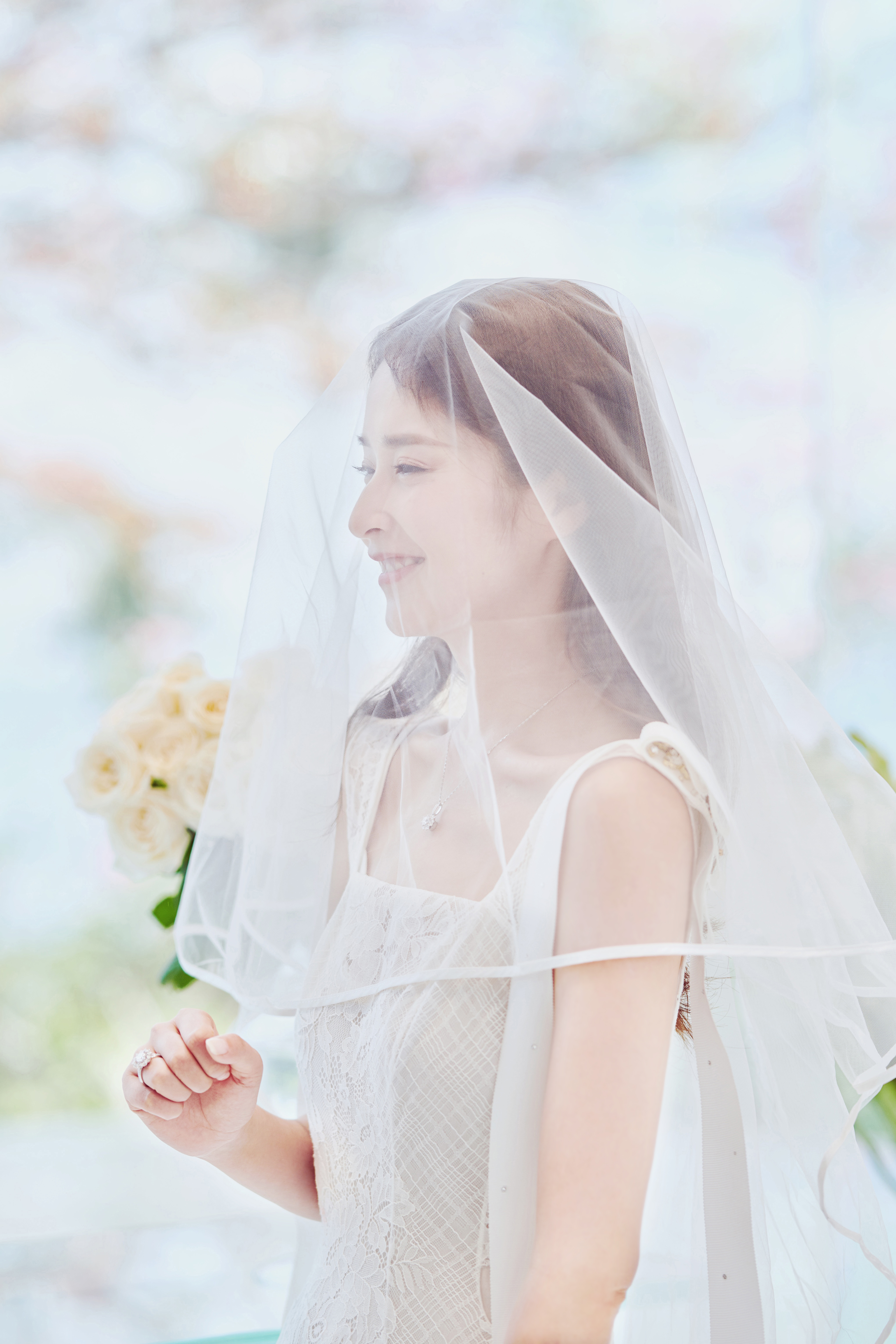 BLOVE联合国际铂金协会,PGI推出INLOVE铂金婚戒，颖儿倾情演绎