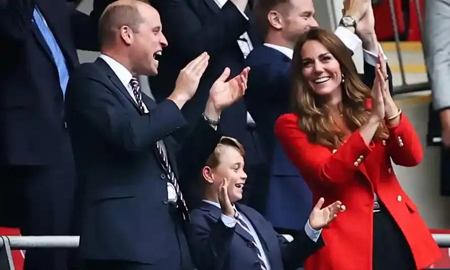 假的supreme有没有可能鉴定为真,supreme现在还有假的吗