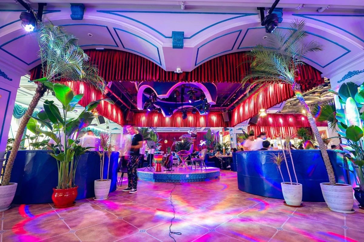 战斗民族餐厅,战斗民族的俄餐