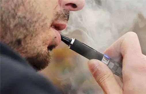 留学生回国什么东西不可带,留学回来不能进公检法吗