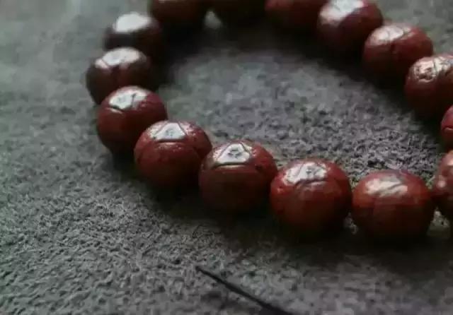 冬天的手串保养,冬天手串保存方法