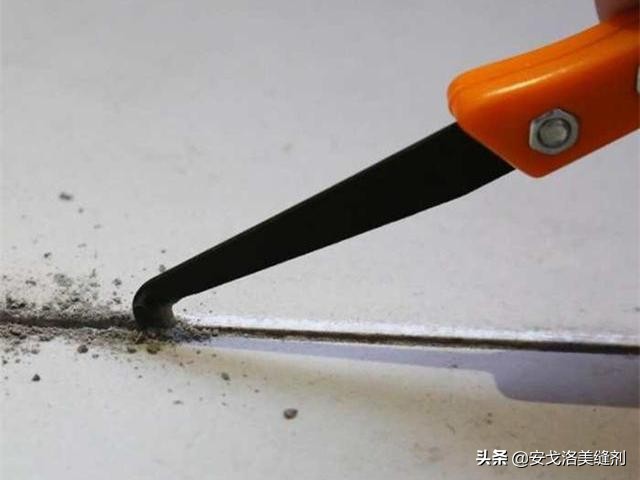 美缝前打扫卫生是工人还是自己,瓷砖先做美缝还是先除蜡