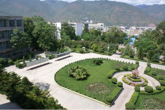 雅安最好的学校,四川雅安最好的学校