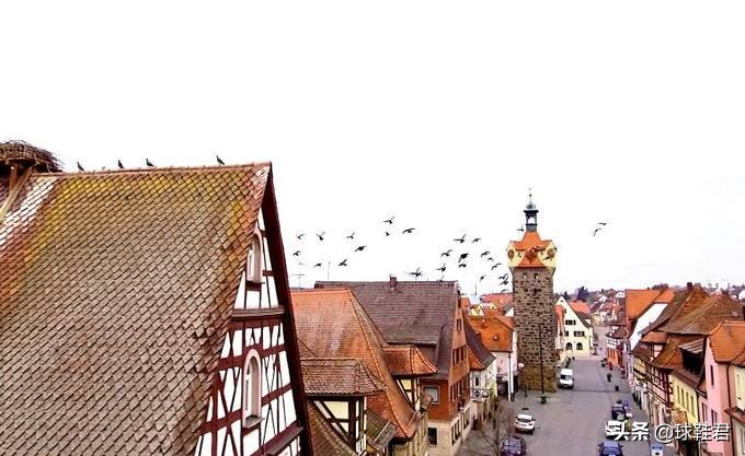 阿迪达斯与彪马现状,为什么说阿迪达斯和彪马是一家