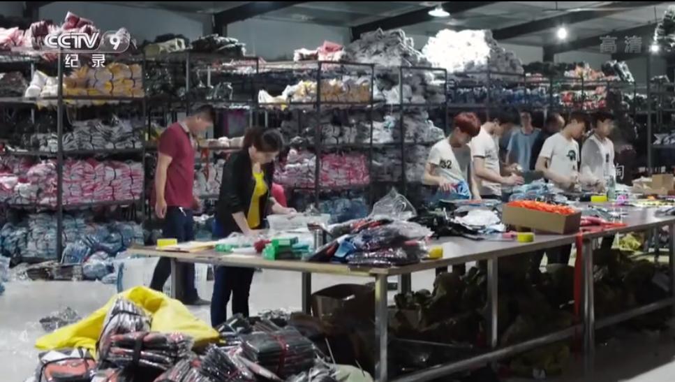 从贫困户到百万富翁的逆袭,百万农民逆袭史完整视频