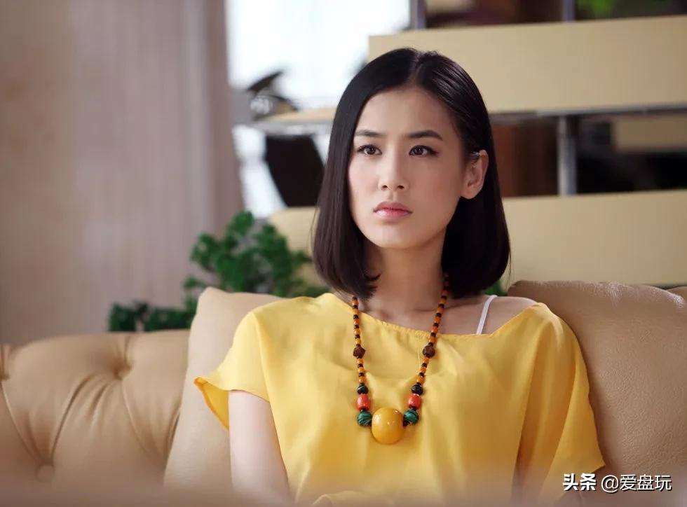 家底吓人！这位姐姐戴的手串，果然不简单