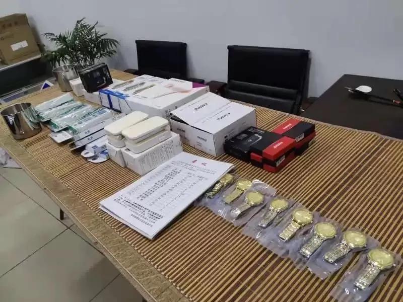 价值上万的手表被偷抓人了判几年,骗子卖手表被抓