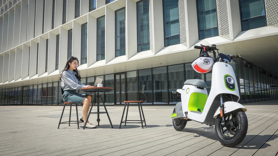 纯电四座续航800公里以上的车,200公里续航性价比高的新能源汽车