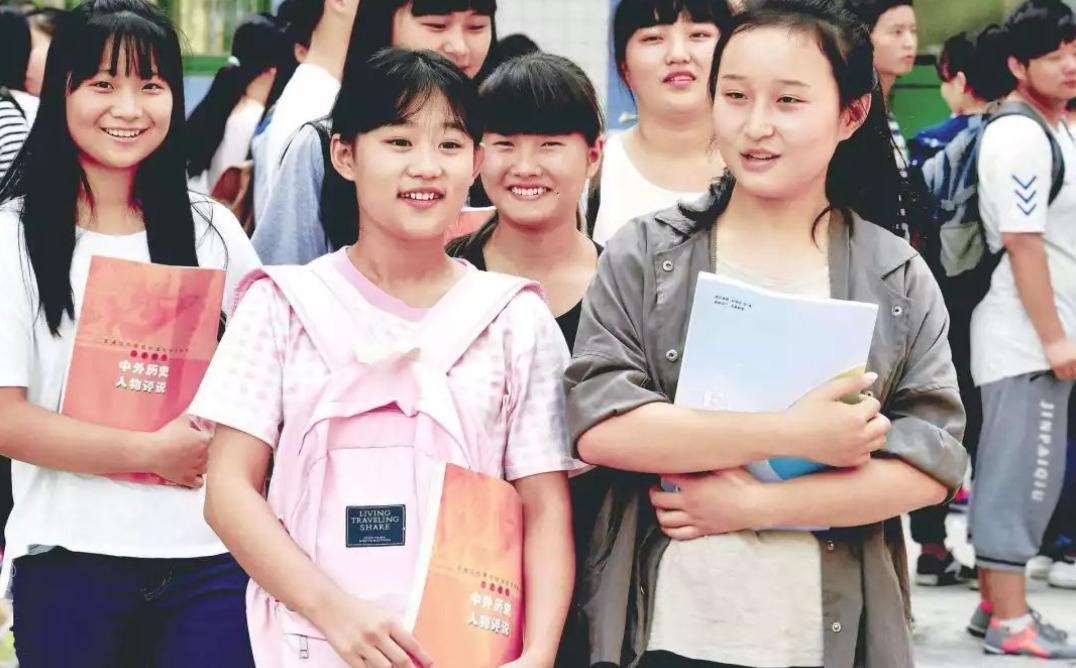 清北招生老师抢人,清北抢学霸