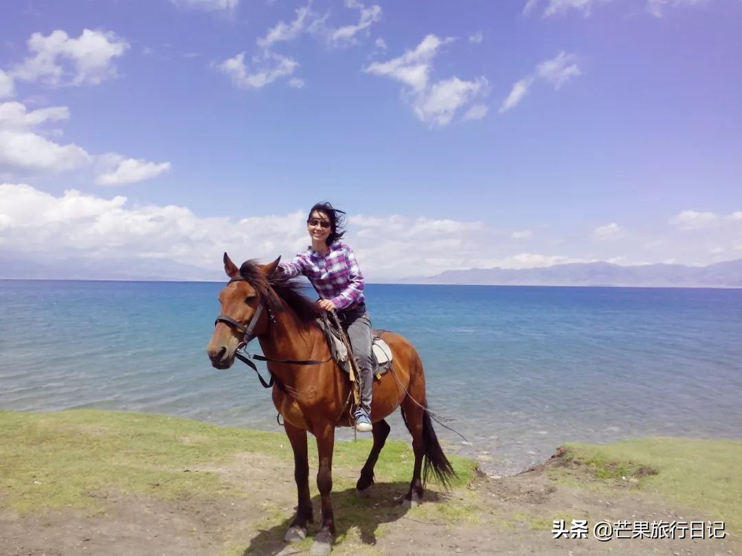 女孩辞职从广州去甘肃*疆新**旅行，途经敦煌哈密有惊无险的难忘经历