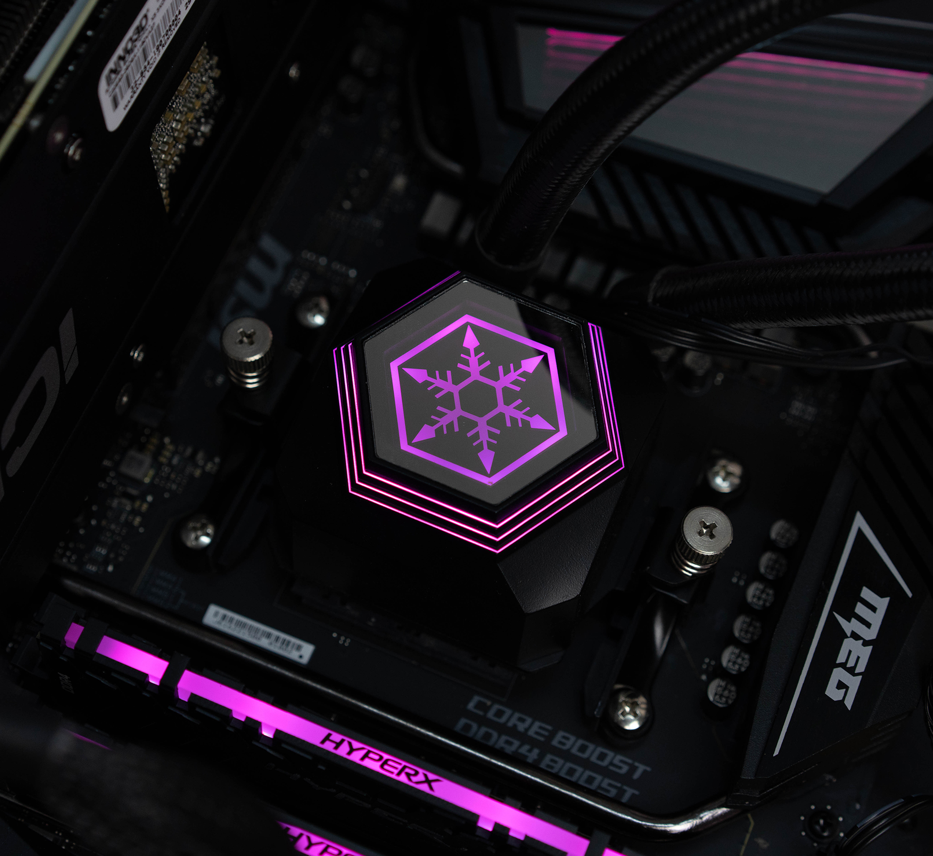 银欣360水冷散热器,压制12代处理器的水冷