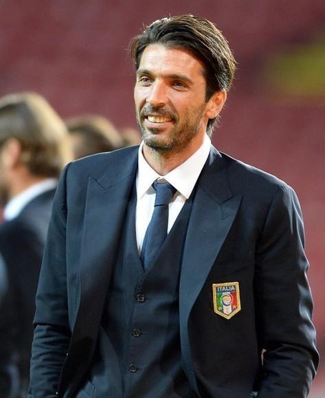 足坛老烟枪,足球界的烟枪