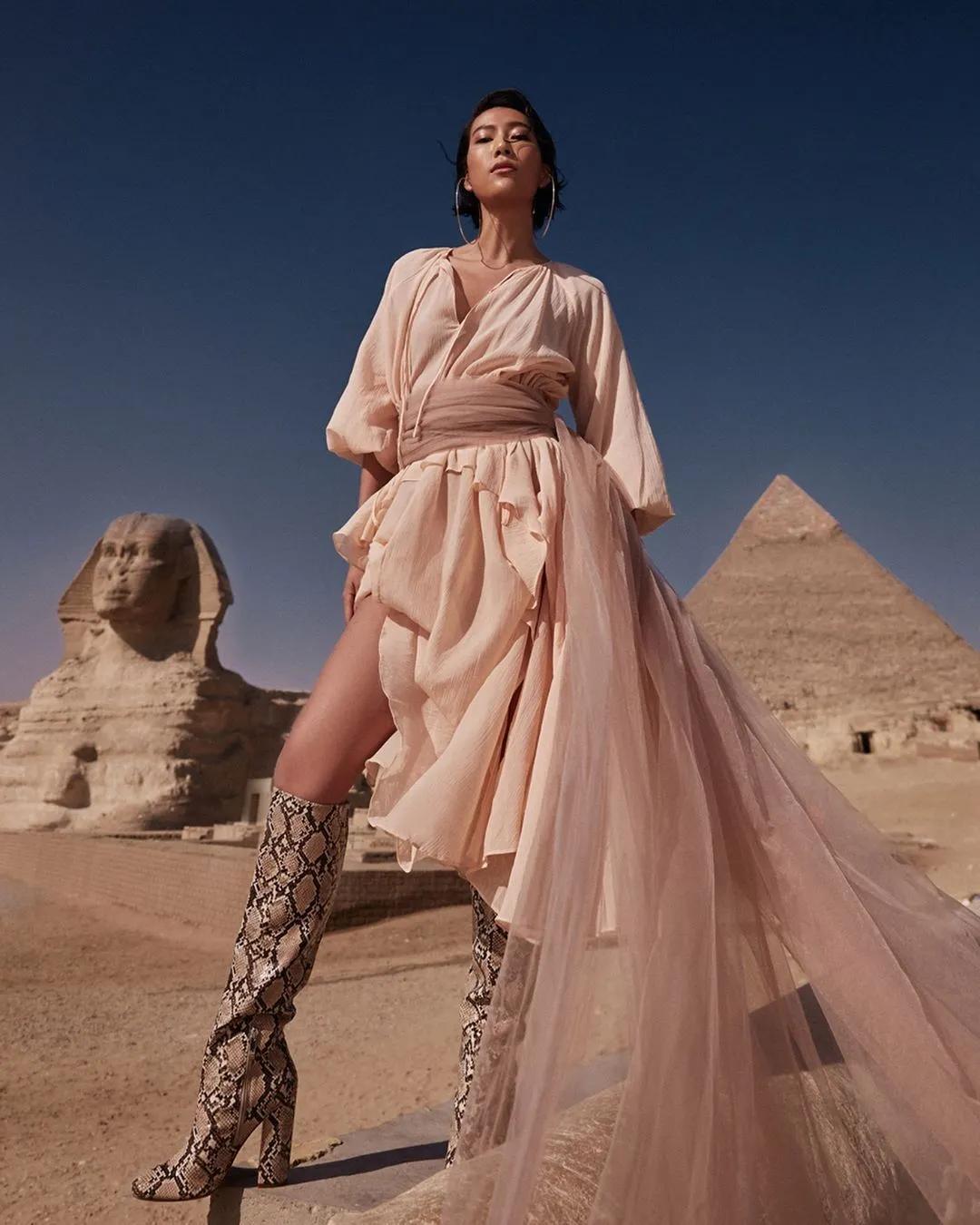 外形被嘲土气是个时尚绝缘体,被嘲笑又黑又丑韩国女星