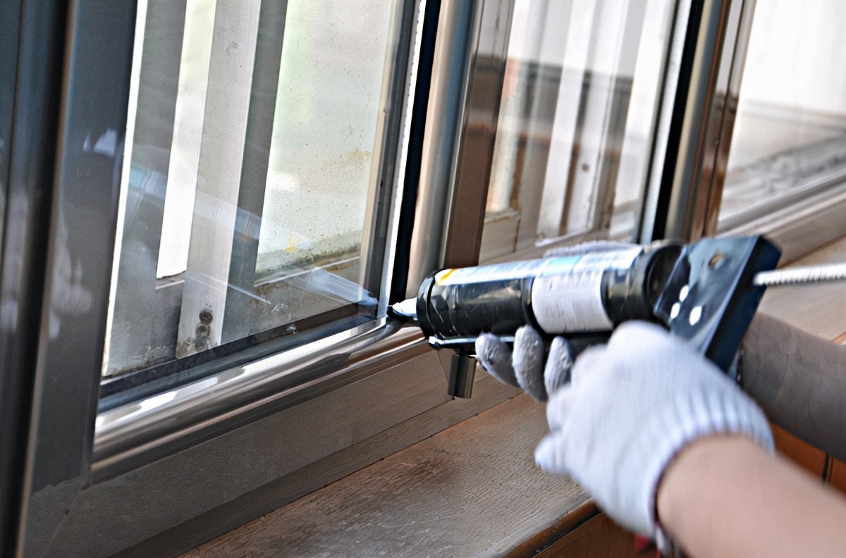 门窗45度角切割方法,门窗45度角打胶技巧