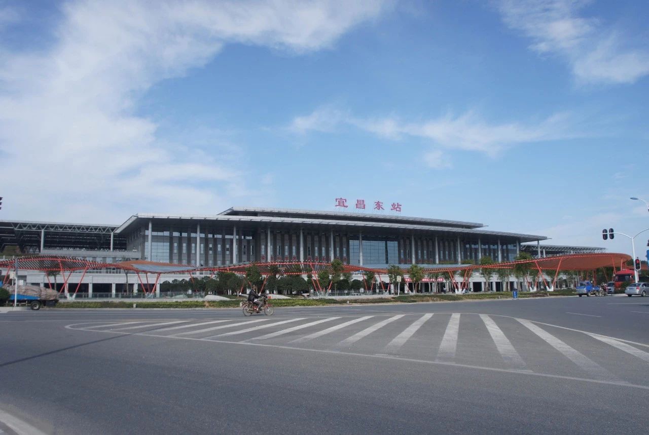 宜昌70岁以上老人免费景点,宜昌70岁高龄补贴