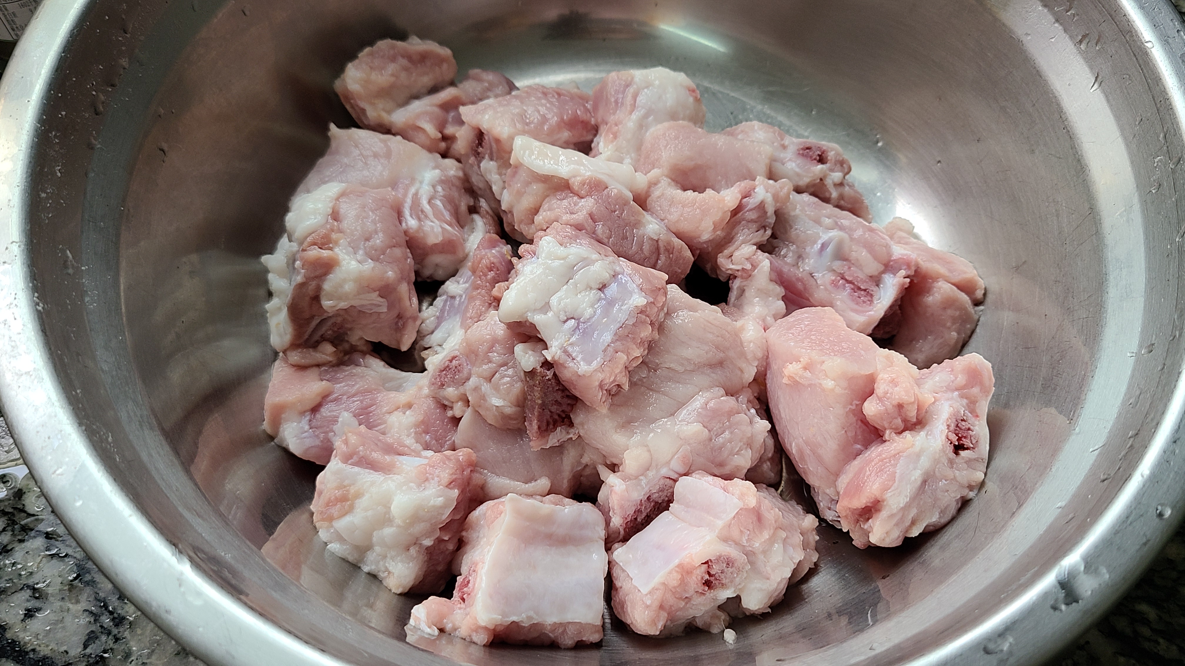 排骨广东人的做法,广东人焖猪排骨最正宗做法