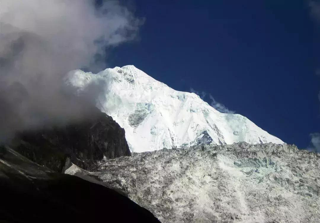 “山王”7556米,那个收集雪山秘境的追峰少年