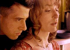 7年前惊艳世界的精灵王,如今在开拖拉机,“大王您养鸡都美”