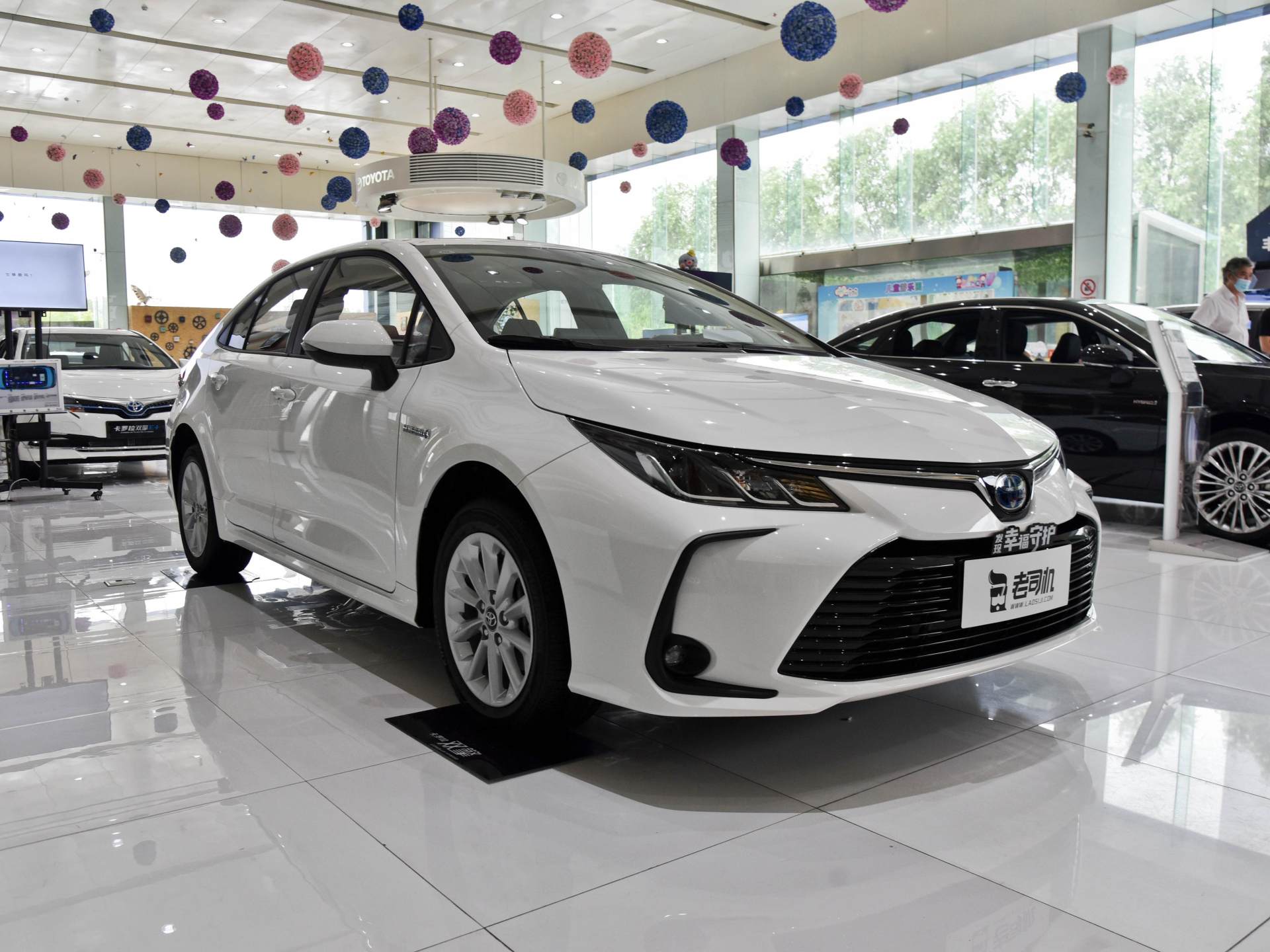 卡罗拉混动燃油版怎么样,卡罗拉混动真实油耗测试