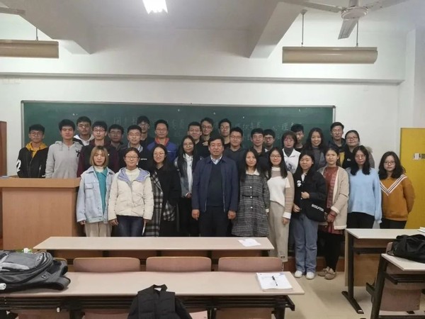 直博率100%！全班拿奖学金！北京再现“超强学霸班”，还亮相央视！