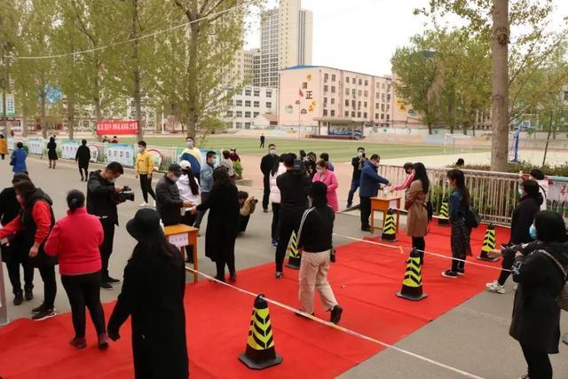 香河一中三中,香河三中初中什么时候开学