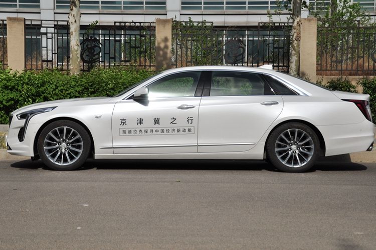 凯迪拉克ct6试驾19款视频麋鹿测试,2022款凯迪拉克ct6试驾视频