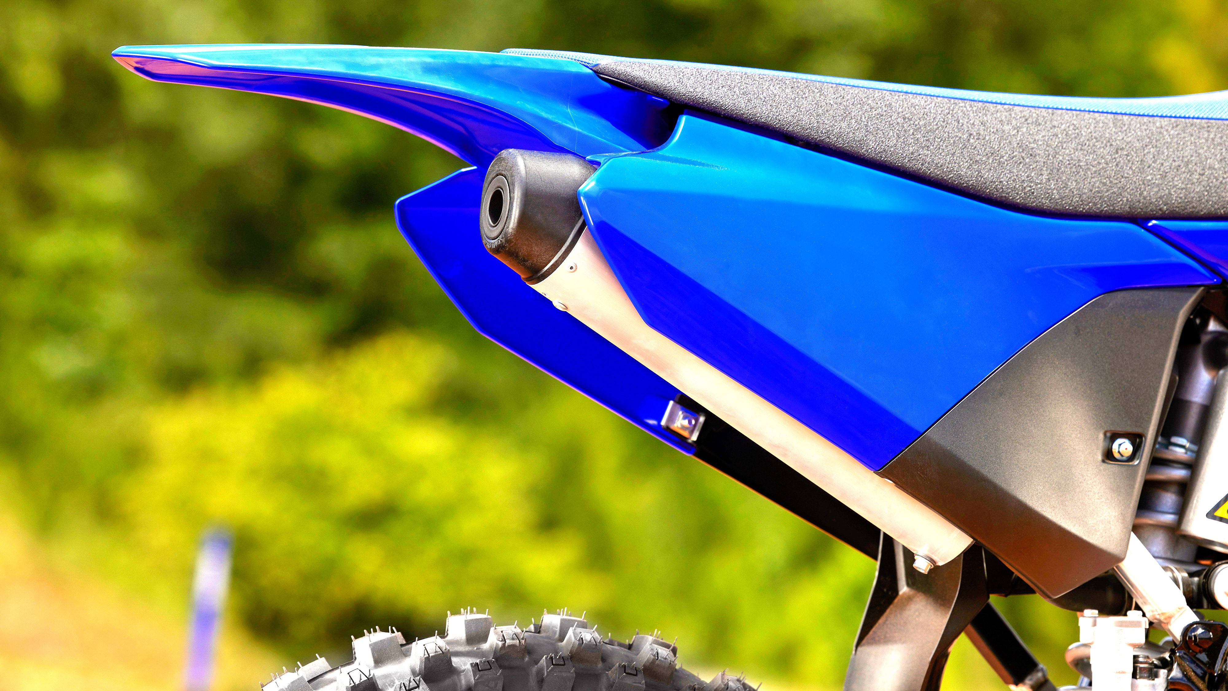 完全颠覆了我对漂移的认识,颠覆了我对比亚迪汽车的认知