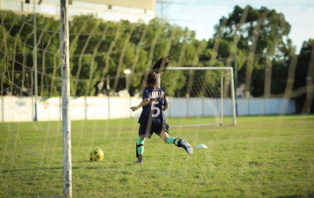 孙俪晒孩子打篮球,孙俪赞美孩子