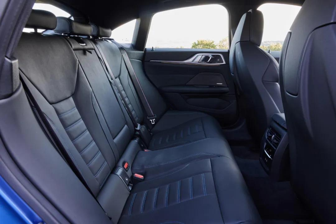 全球首款宝马汽车,宝马纯电动i4试驾视频