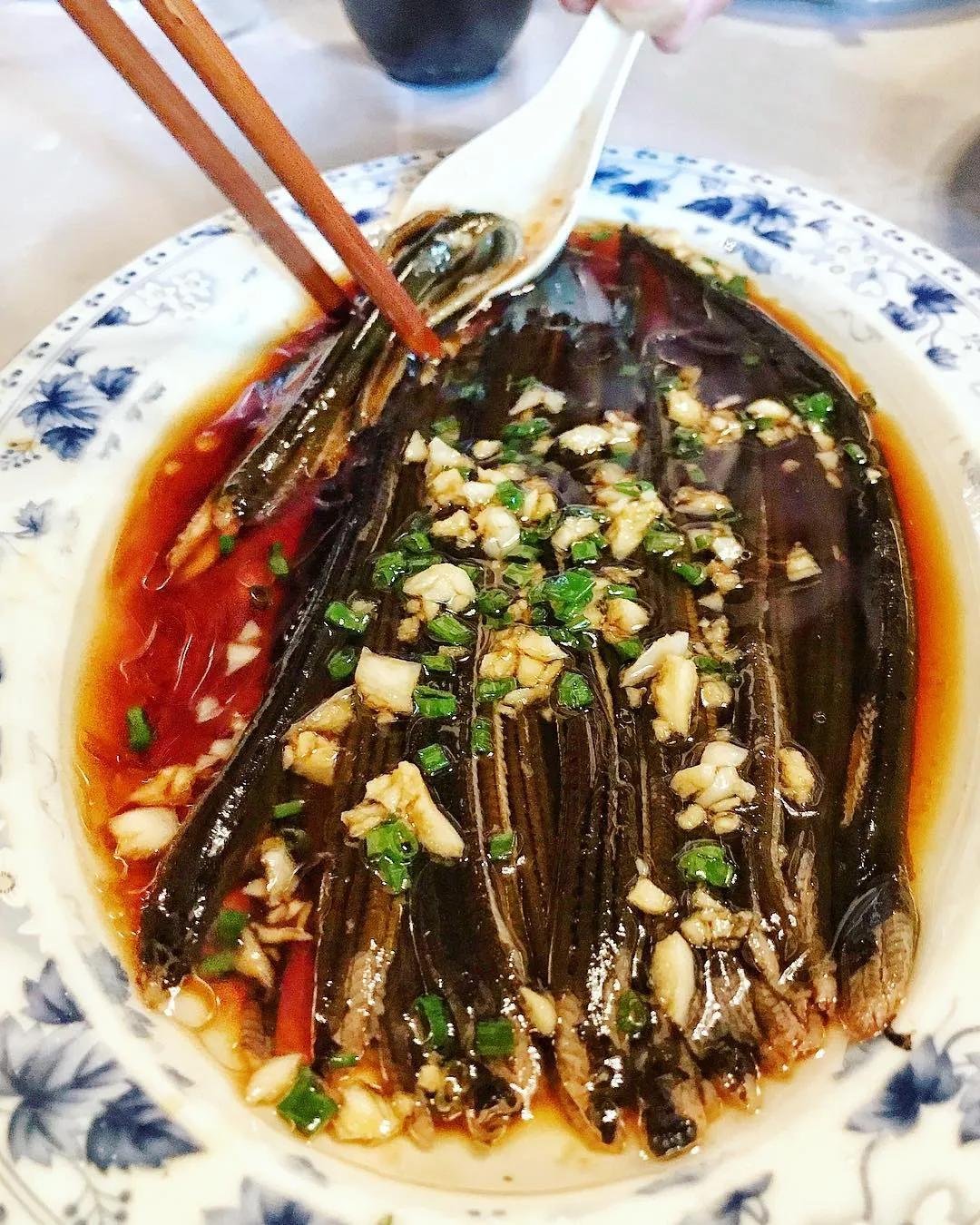 黄鳝，淡水水族中的小角色，凭什么成了直播时代的网红