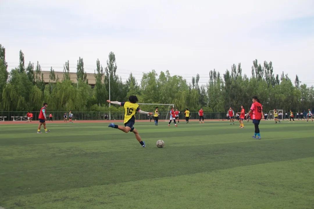 靖远四中女足队,白银市靖远师范女足