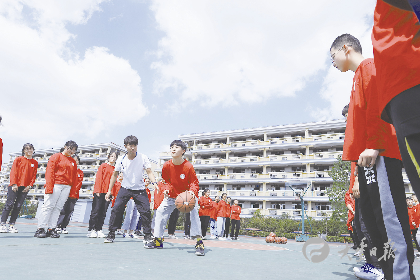 成功教育中学,盐城大丰区中学和盐城市实验中学