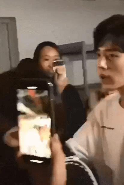 杨幂被拍在横店,杨幂被镜头包围照片