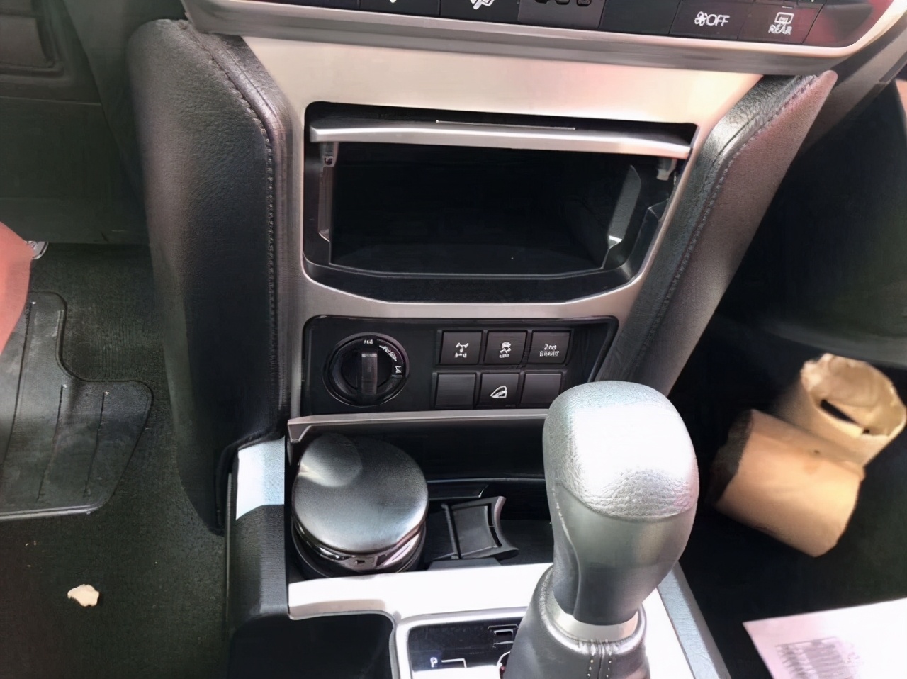 霸道3.0柴油和2.8柴油,柴油途锐和柴油霸道哪个好