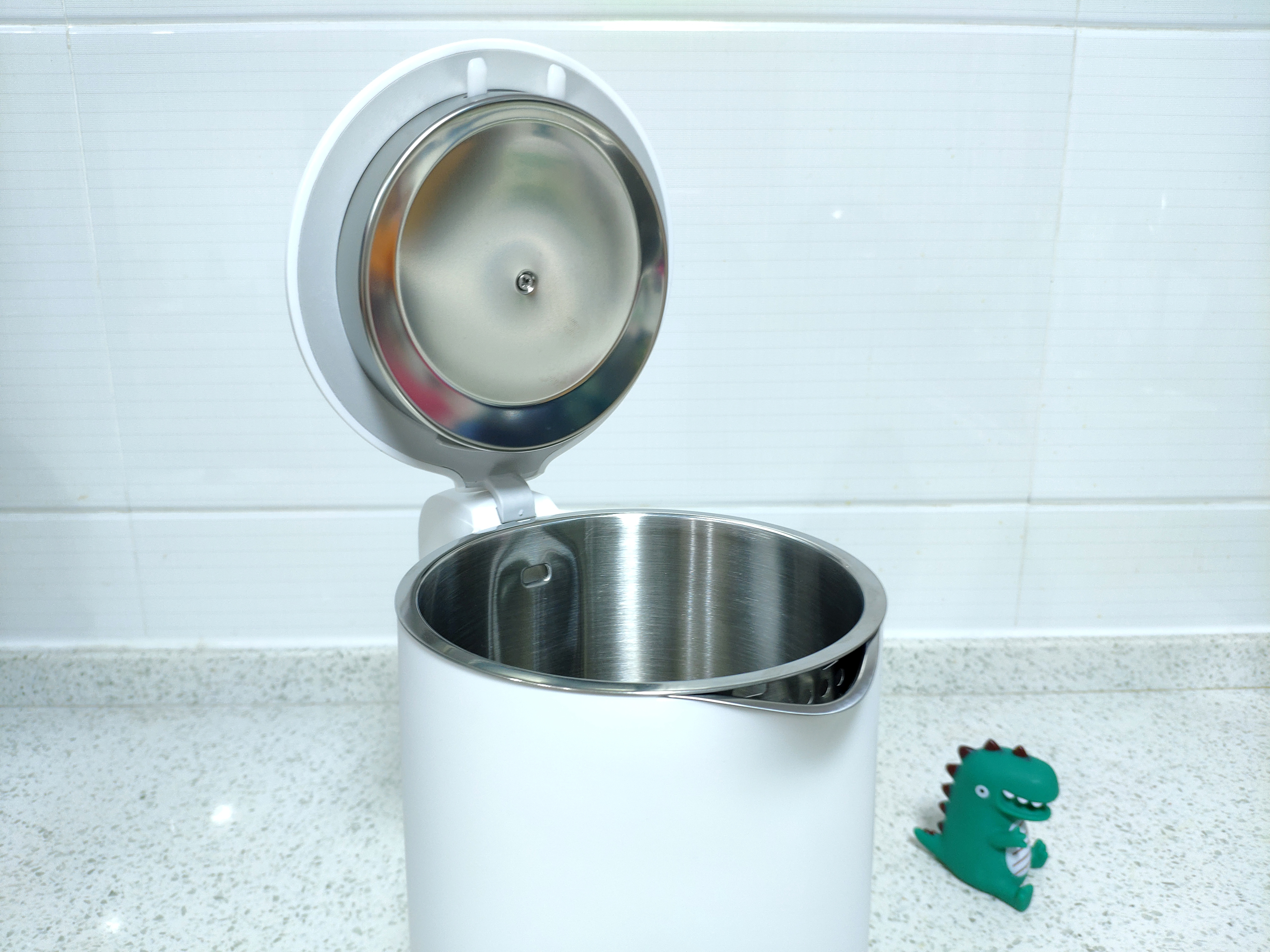 小米水壶1a和2哪个更值得买,小米烧水壶1和2测评