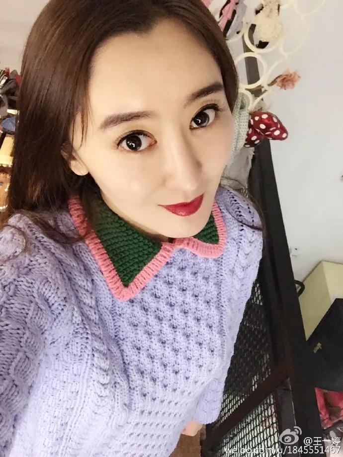 「早晚要认识」帅气逼人的国脚杨旭和他美艳女主持太太