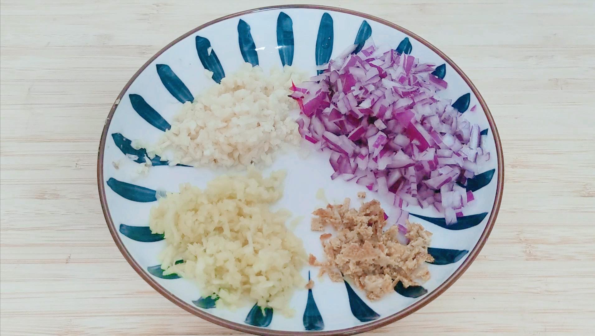 豉汁蒸排骨最正宗的做法,厨师豉汁蒸排骨小妙招