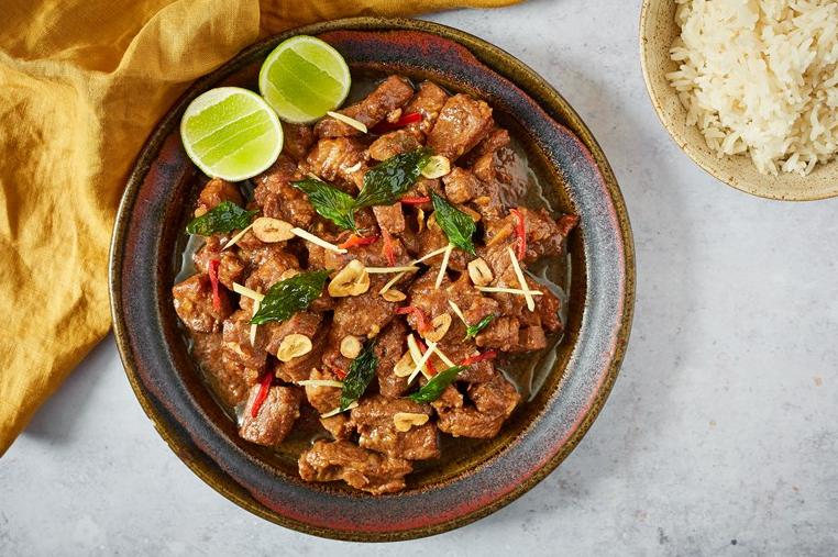 寻找澳门美食澳门网红餐厅推荐,来澳门必吃的美食是什么