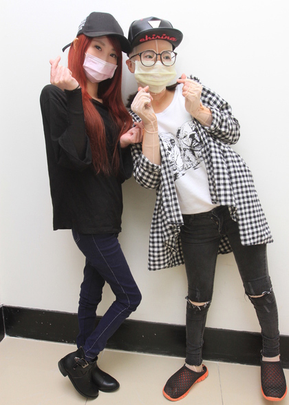 24岁正妹护理师因毁容曾想自杀，但现在立志重生回归